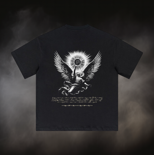 "DREAM CHASER" T-SHIRT